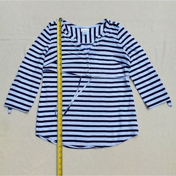 Motherhood Maternity 3/4 sleeve striped blouse - Picture 2 of 9